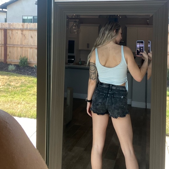 Crop top with cinched sides - Picture 3 of 3